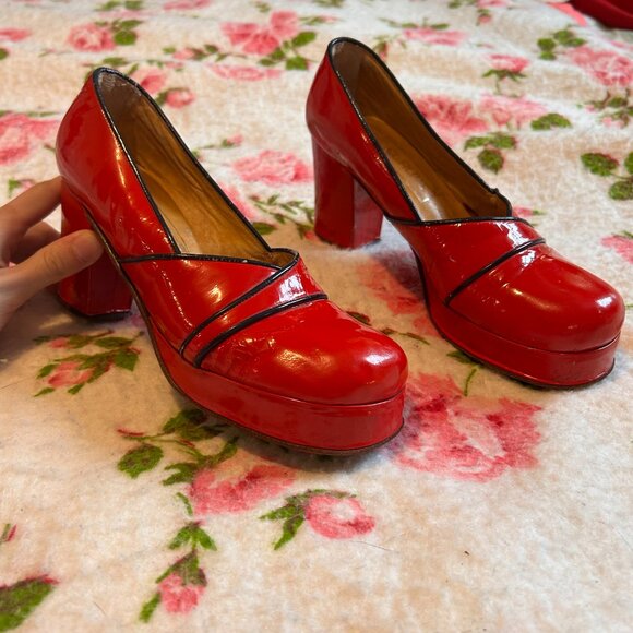 1940s PIN UP Real Patent Leather bright red leather sole Platform cuban heels fr - Picture 16 of 16